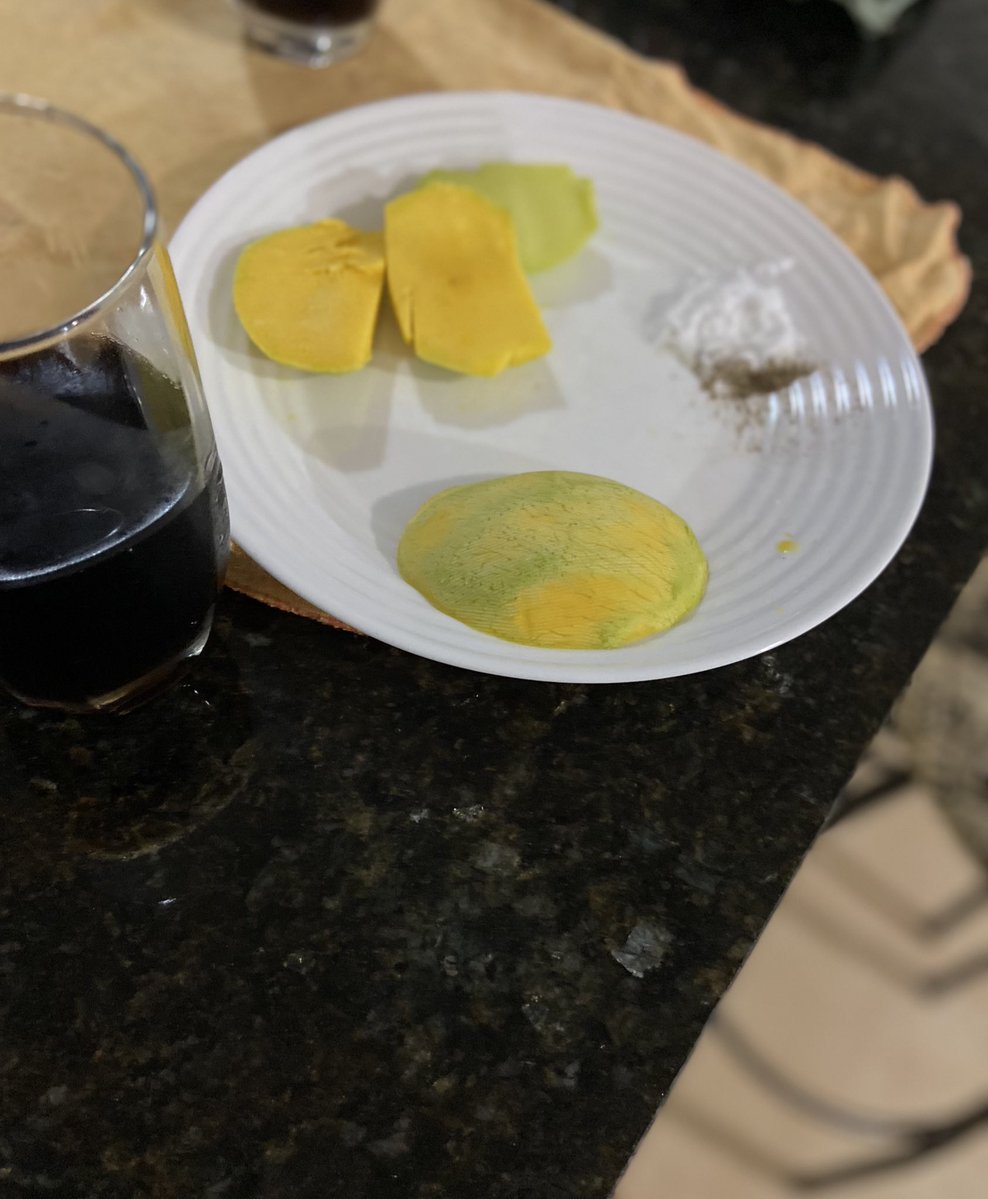 luinyeop's tweet image. #jantatwt