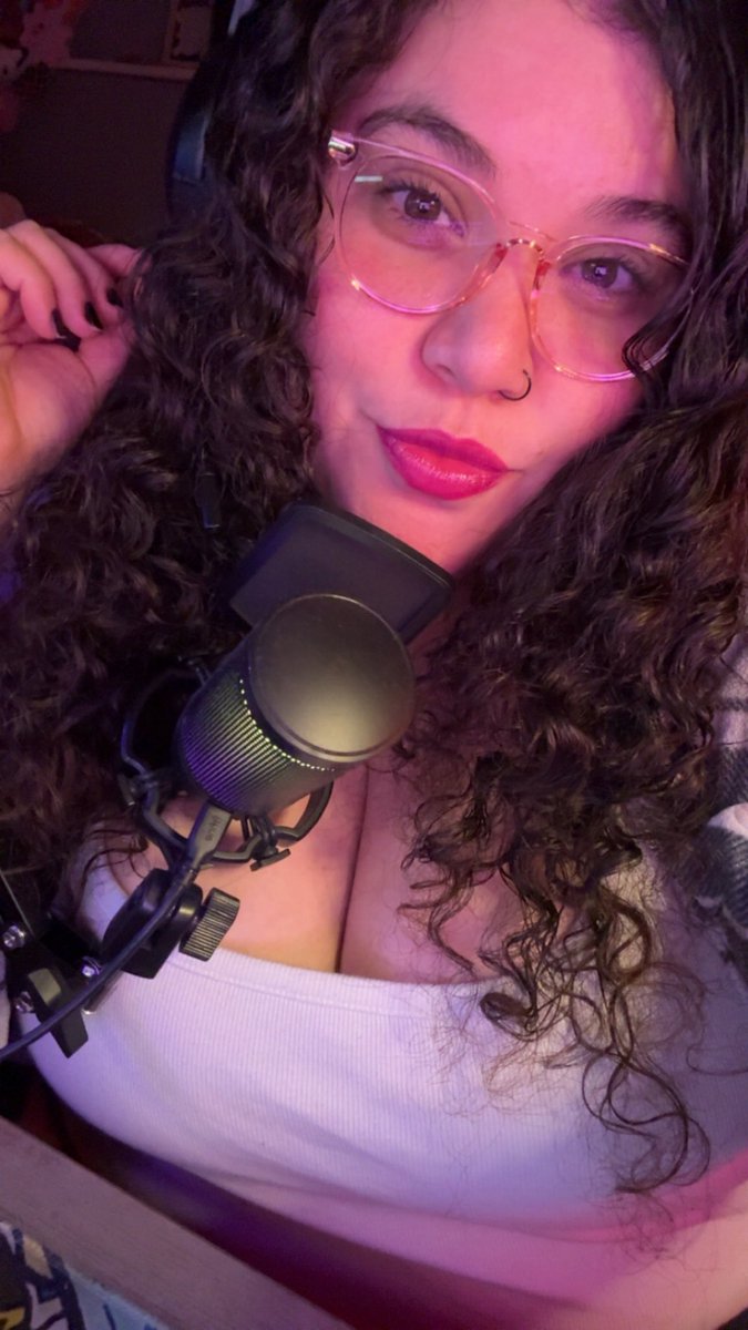 Streaming the new s27 of <a href="/PlayApex/">Apex Legends</a> come tune in!!

Thank you <a href="/EA/">Electronic Arts</a> 

#EAPartner #ApexAmpedPreview

Link below ⬇️