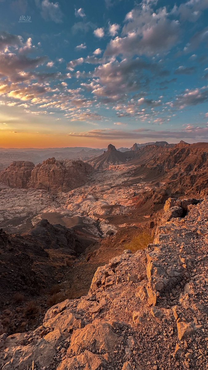 جبال تبوك الخلابة 🏜️🇸🇦