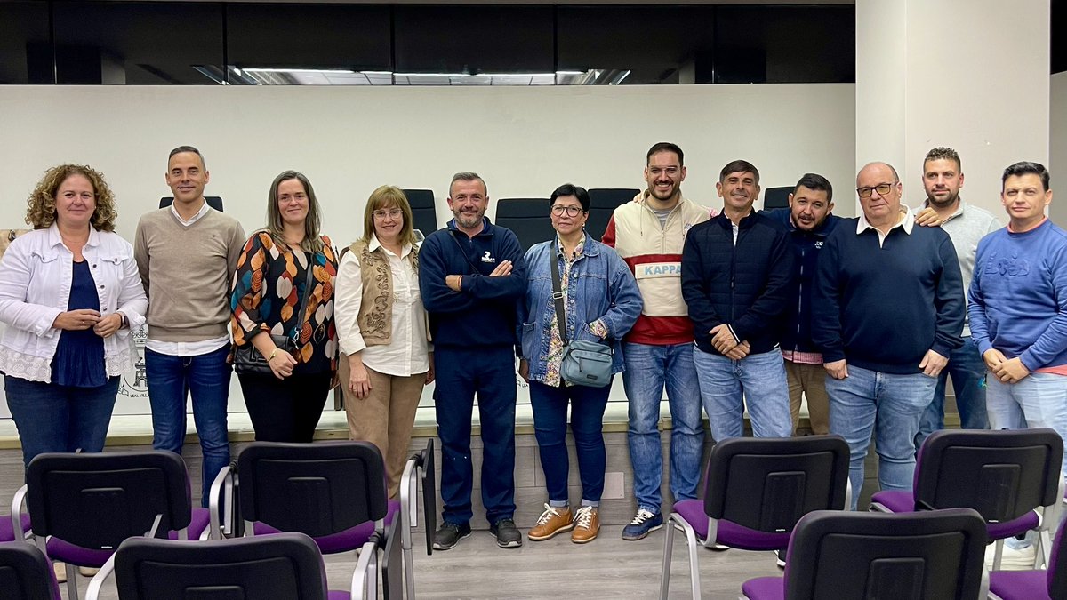 🎉 ¡Ya tenemos ganadores del Pasaporte 2025!

💂‍♂️ Luis Olmedo → Londres
🛡️ Paqui Serrano → Puy du Fou
💚 Bartolomé Valero → camiseta del At. Mancha Real

Gracias a Diego Cobo por ser mano inocente y a todos los que apoyáis el comercio local 💖
#ComercioActivo #SorteoPasaporte