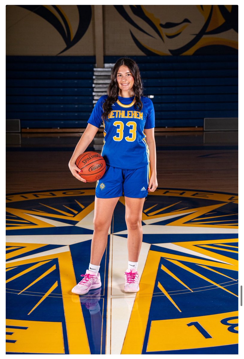 loren_macy's tweet image. Junior season loading… ✨

@BethlehemBansh1