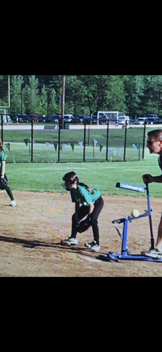 MiaKapoor2026's tweet image. So incredibly grateful 💛❤️ 
#committed 
@mnvortexandas 
@EdinaHornetSB 
@AshtonMaree10 
@clouser_grace