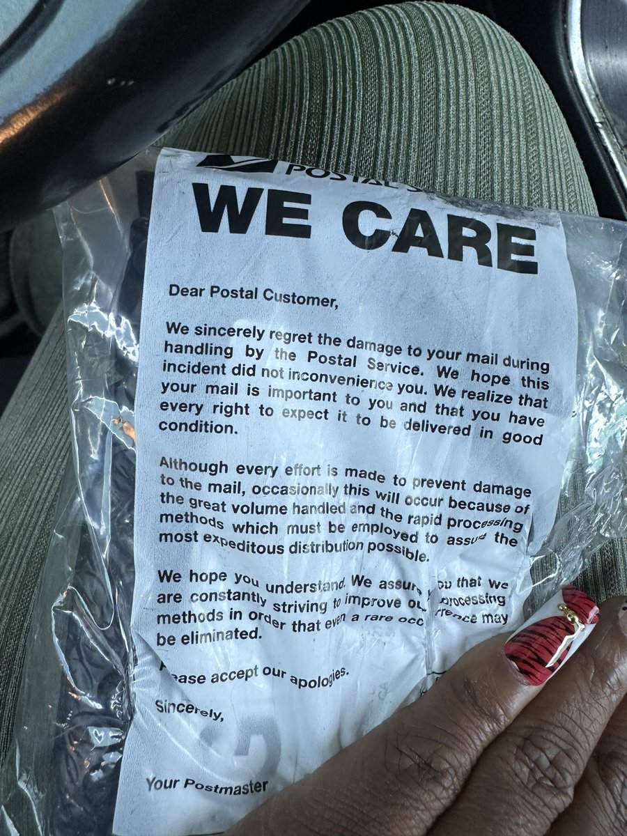 SheLuvsWrestlin's tweet photo. @USPS somebody has some explaining to do!!! My WWE trading cards were clearly stolen in you guys possession. What can I do about this??!! Someone point me in the right direction please and thank you!

#usps #unitedstatespostalservice #tradingcards #WWE https://t.co/8DToyVXUzl