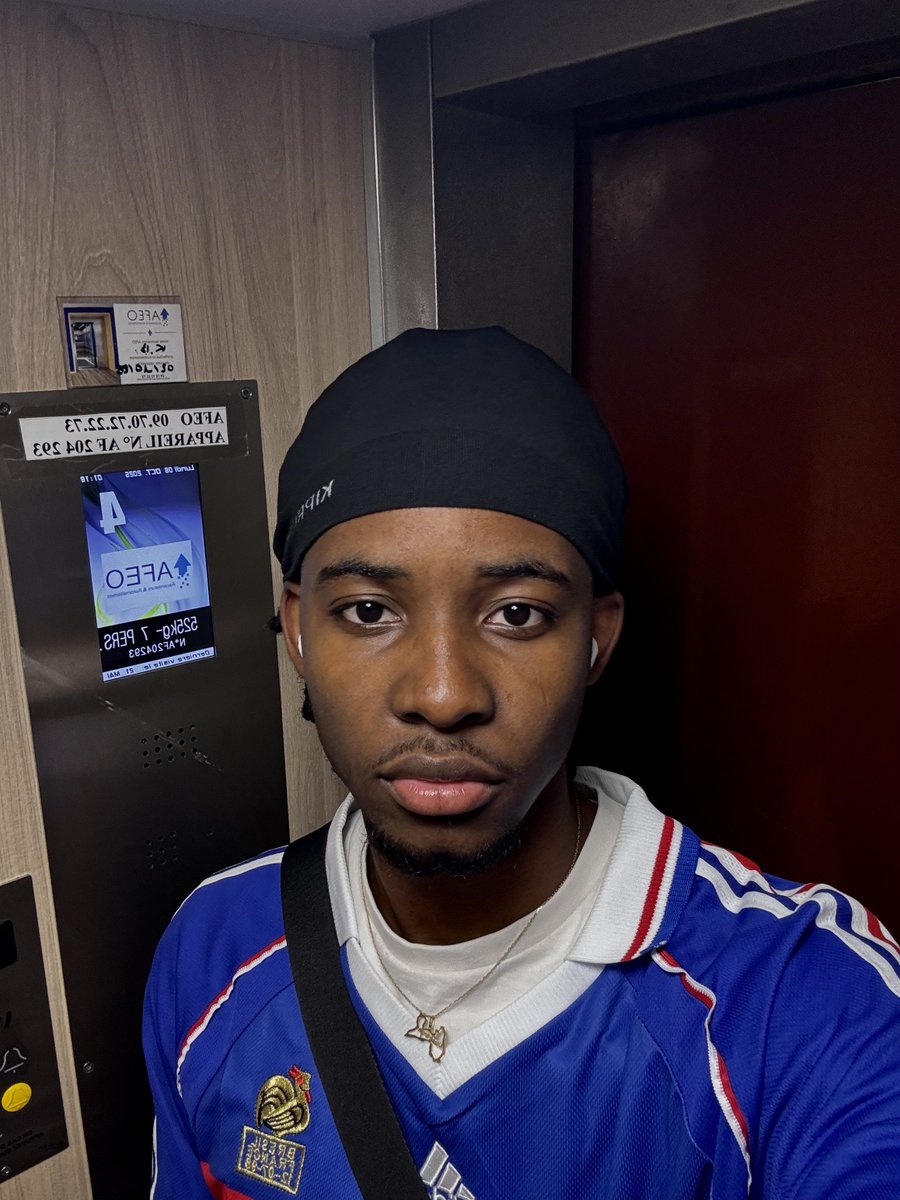 𝙡𝙤𝙜𝙤𝙤 Ⓜ️ tweet media