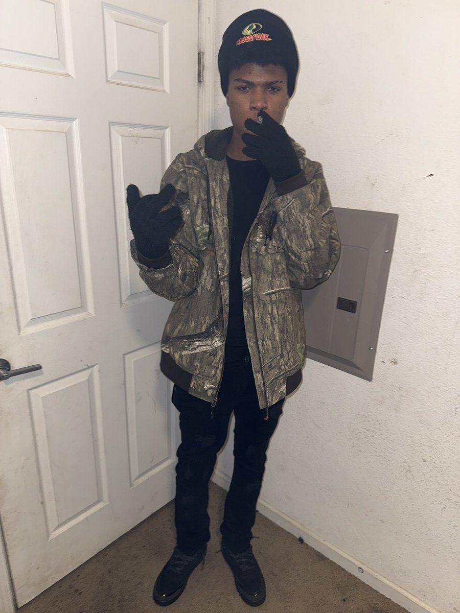 back3ndmike's tweet image. but you know that real niggas capitalize off anything  #ykthatt