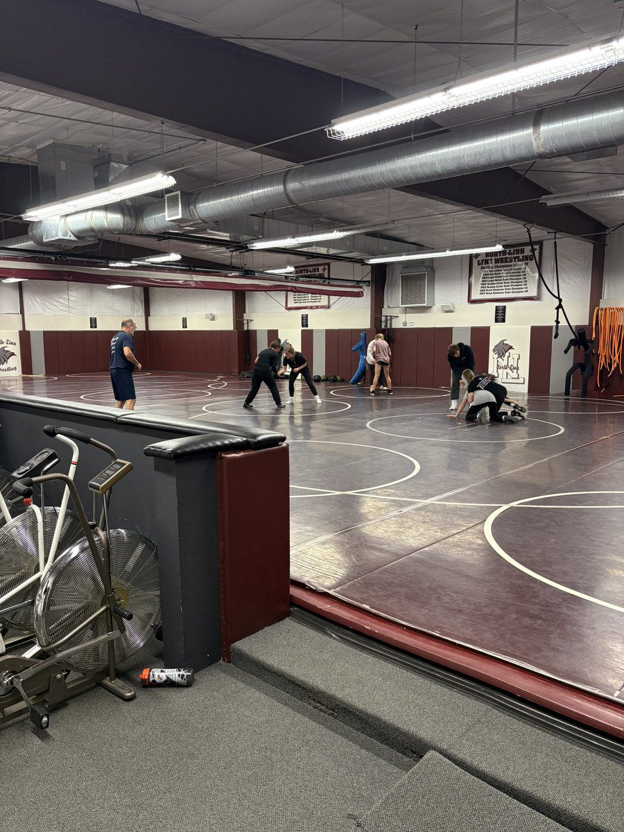 History in the making - the first ever <a href="/NorthLinnLynx/">North Linn CSD</a> Girls Wrestling practice! <a href="/IGHSAU/">IGHSAU</a>
