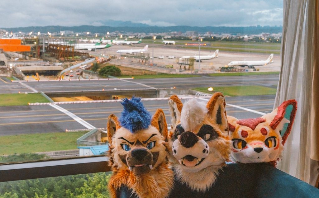 Good morning from Hyatt TPE! ☀️✈️ Thank you for the fun memories Taiwan! 🥰 The adventure continues to Japan today! 🇹🇼🔜🇯🇵