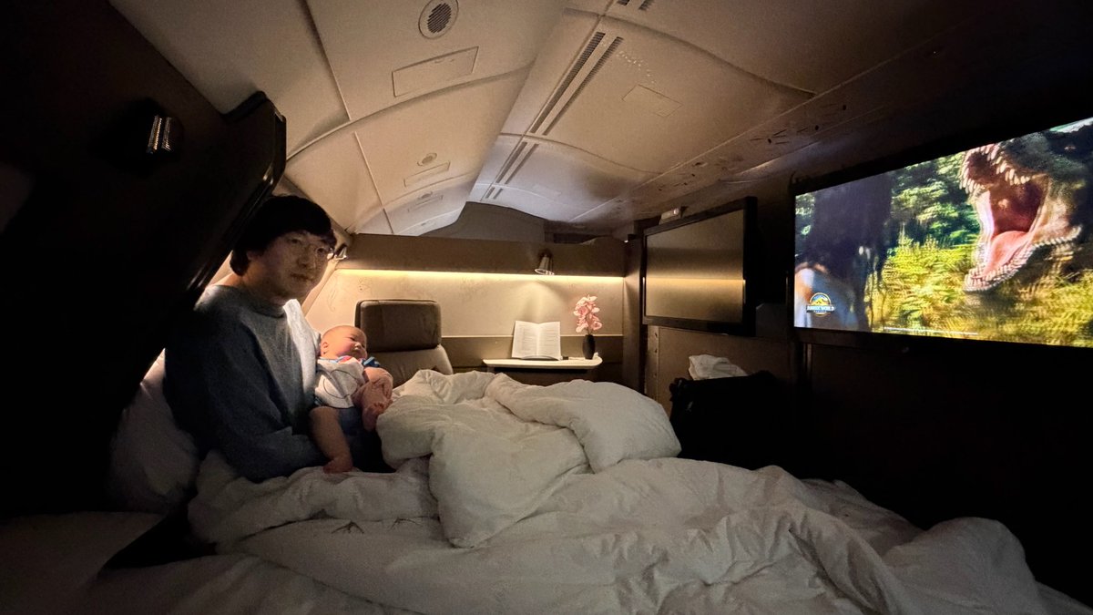 satofishi's tweet image. 122nd &amp;amp; 123rd flights of 2025: Singapore Airlines Flight 319 &amp;amp; 736 from London via Singapore to Phuket. This is my 117th visit to the Kingdom of Thailand. It also marks that Thailand is replacing mainland China becoming my most frequently visited country/territory. 🇬🇧✈️🇸🇬✈️🇹🇭