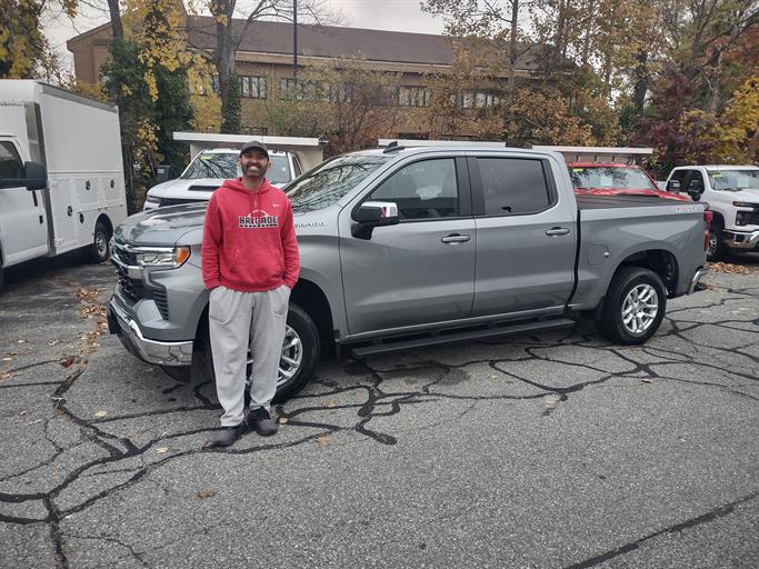 ColonialChevro3's tweet photo. #colonialchevrolet https://t.co/CKYEMEQkIr
