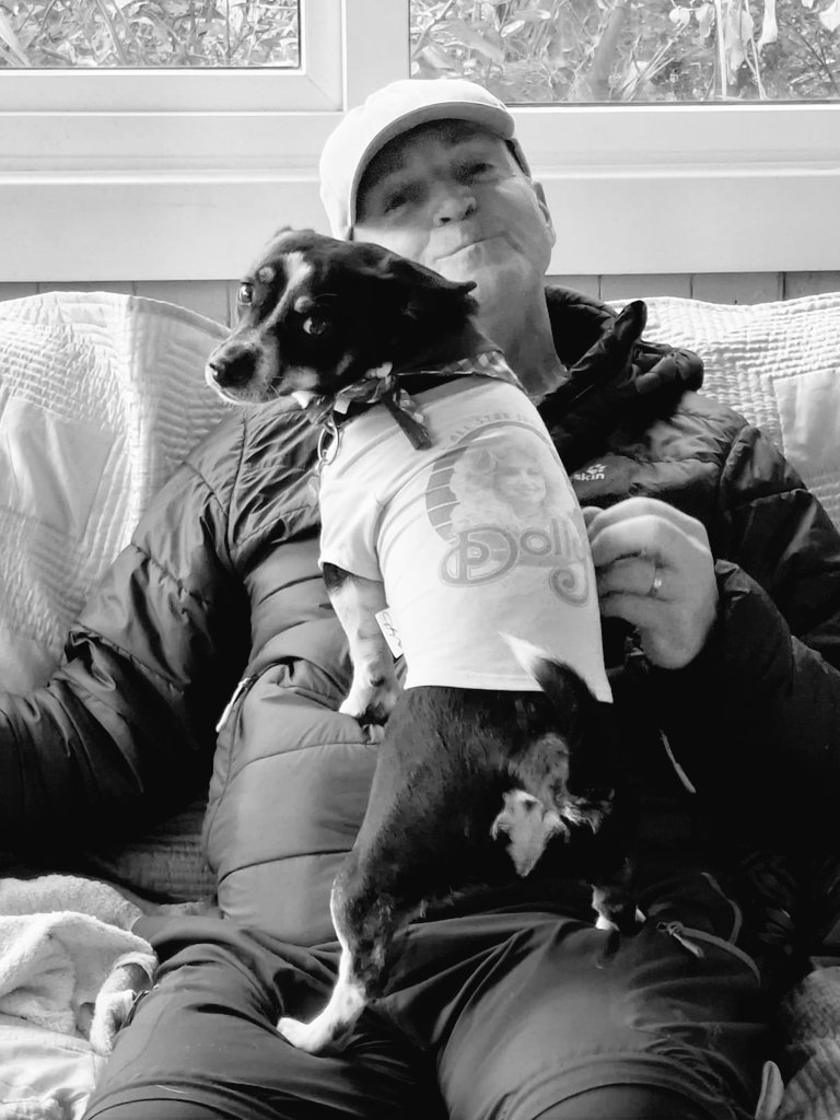 chris2bfrank's tweet image. Chilling with my girl Lilly after a month of #filming ❤️ #jack