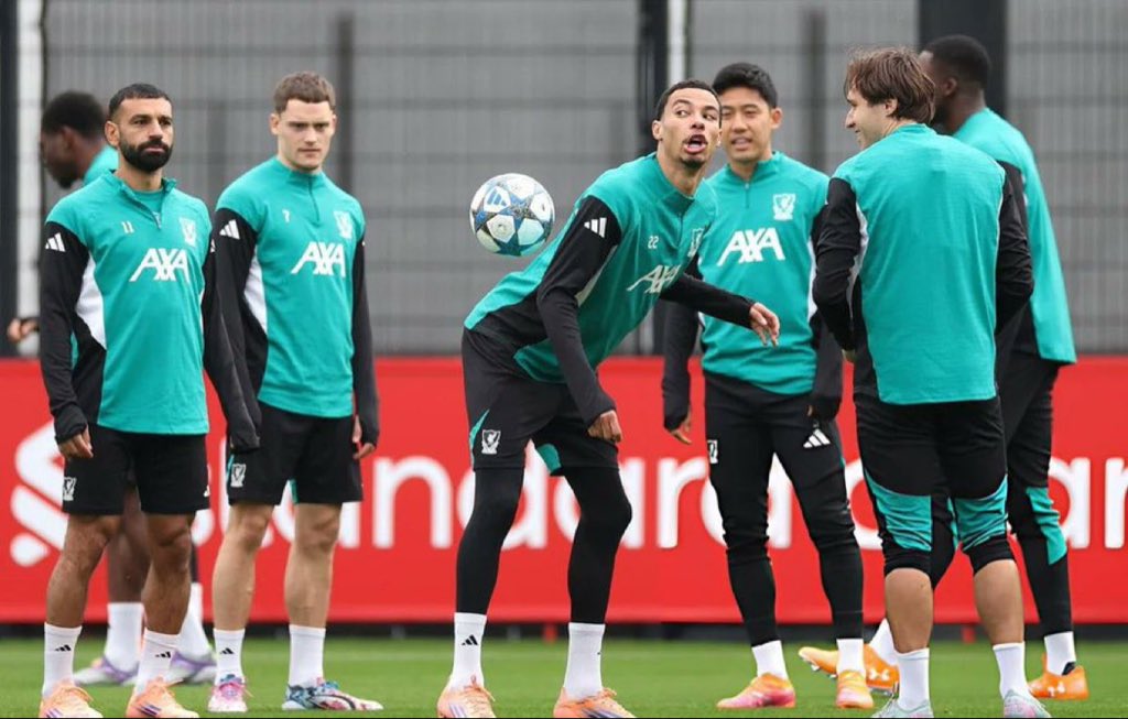 Varticoo's tweet image. He thinks he&apos;s Van Dijk 😂