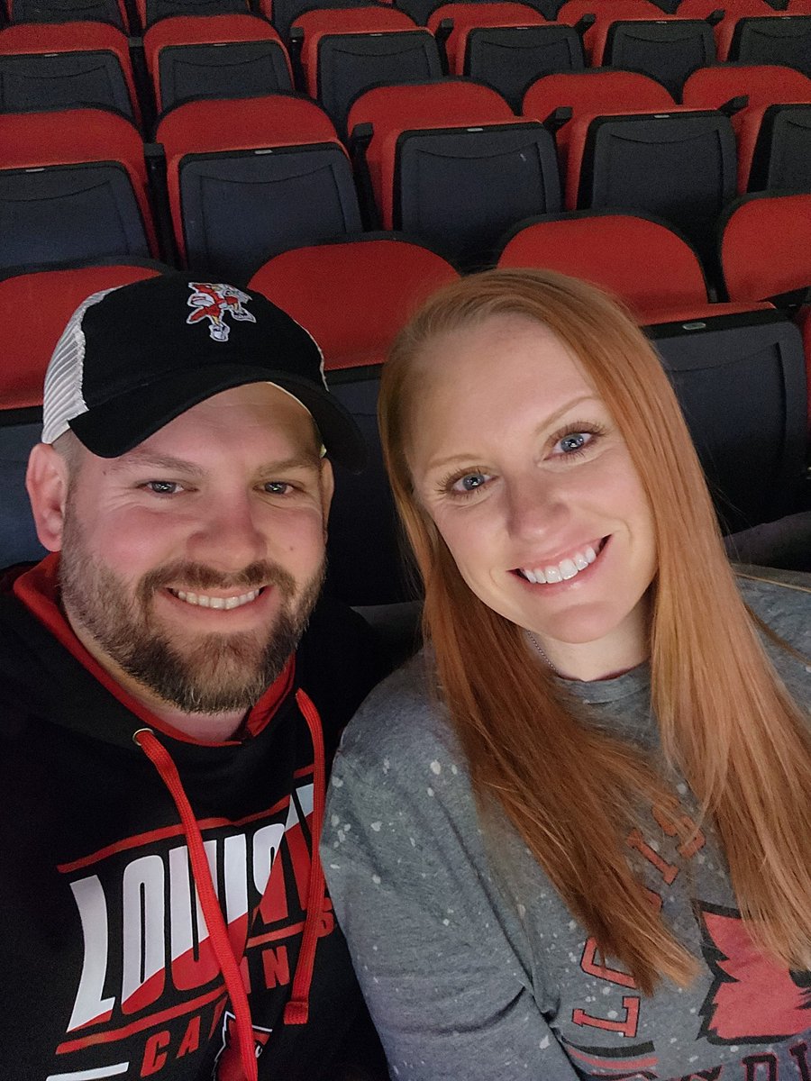 Lay11c's tweet image. Season opener. Every game matters now! @LouisvilleMBB #GoCards #L1C4