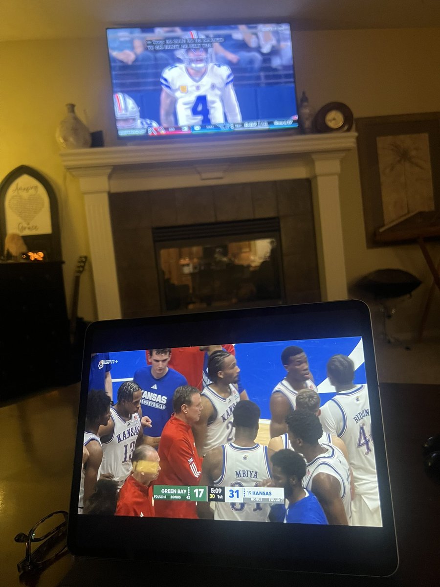 Old school over the air TV 📺 + “new-fangled” streaming 💻. You can bet I will find a way to get what I need! ❤️🏀💙 Now, get a deal done, Disney and YouTubeTV.
