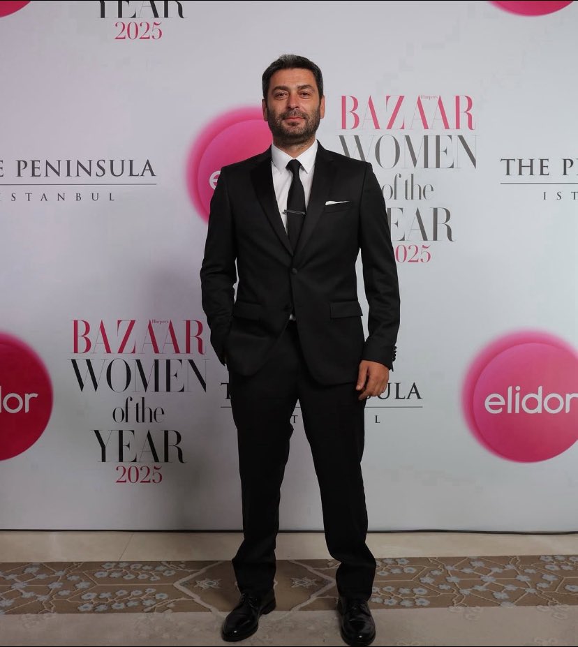 Arkadaşlar Selam ben birine  aşık oldum 
#OzanAkbaba