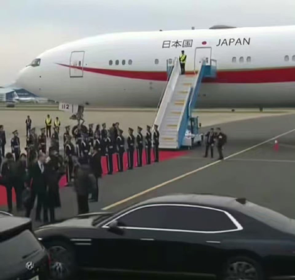 锐汉街评 tweet media