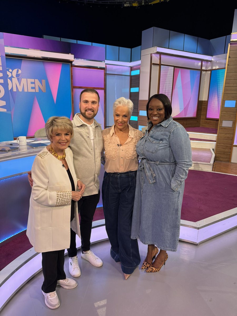 Chris Lewin tweet media