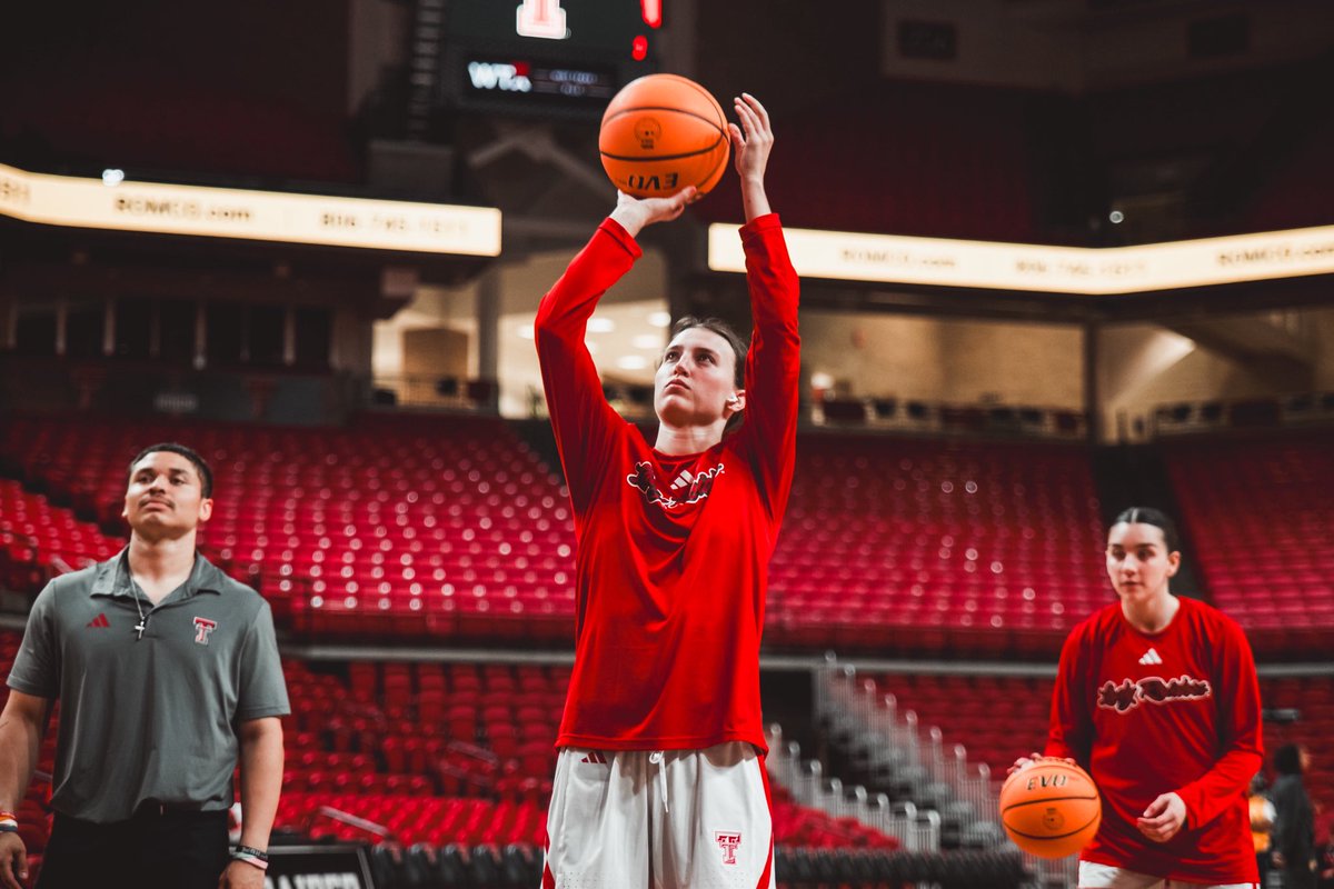 First game of the season coming up 🔜 

#WreckEm