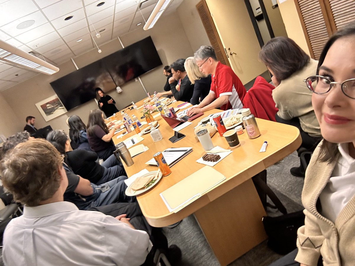 Charlotte Yong-Hing (she/elle) 🌈 tweet media