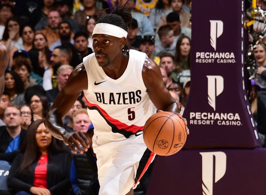 FastBreakTips's tweet image. Un 3ème bet  #NBA en rapide 
(j’ai pas le temps de rédiger l’analyse) 

Jrue Holiday +6,5 passes 
@ 1,79 - 1.5% 

#TeamParieur #FastBreakTips