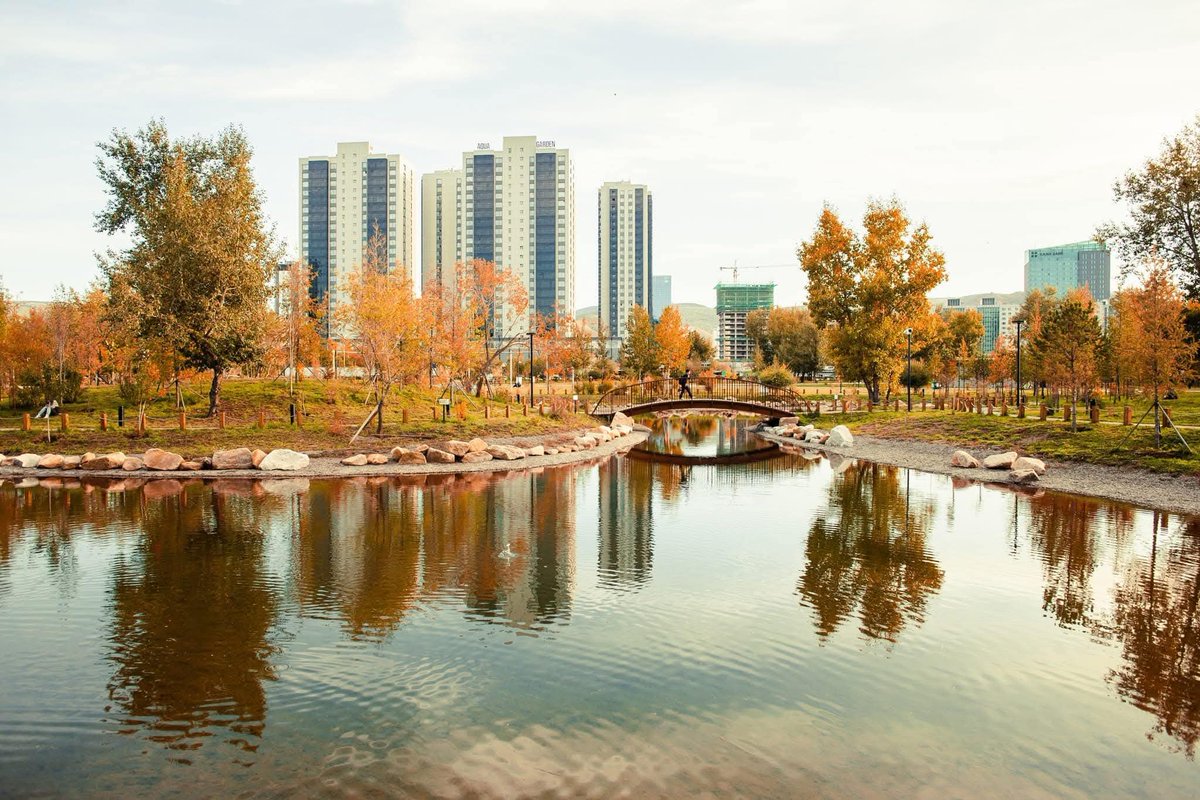 Өглөөний мэнд. Өөдрөг гэгээн бүхнийг хүсье.  Өнөөдөрт нь амжилт.