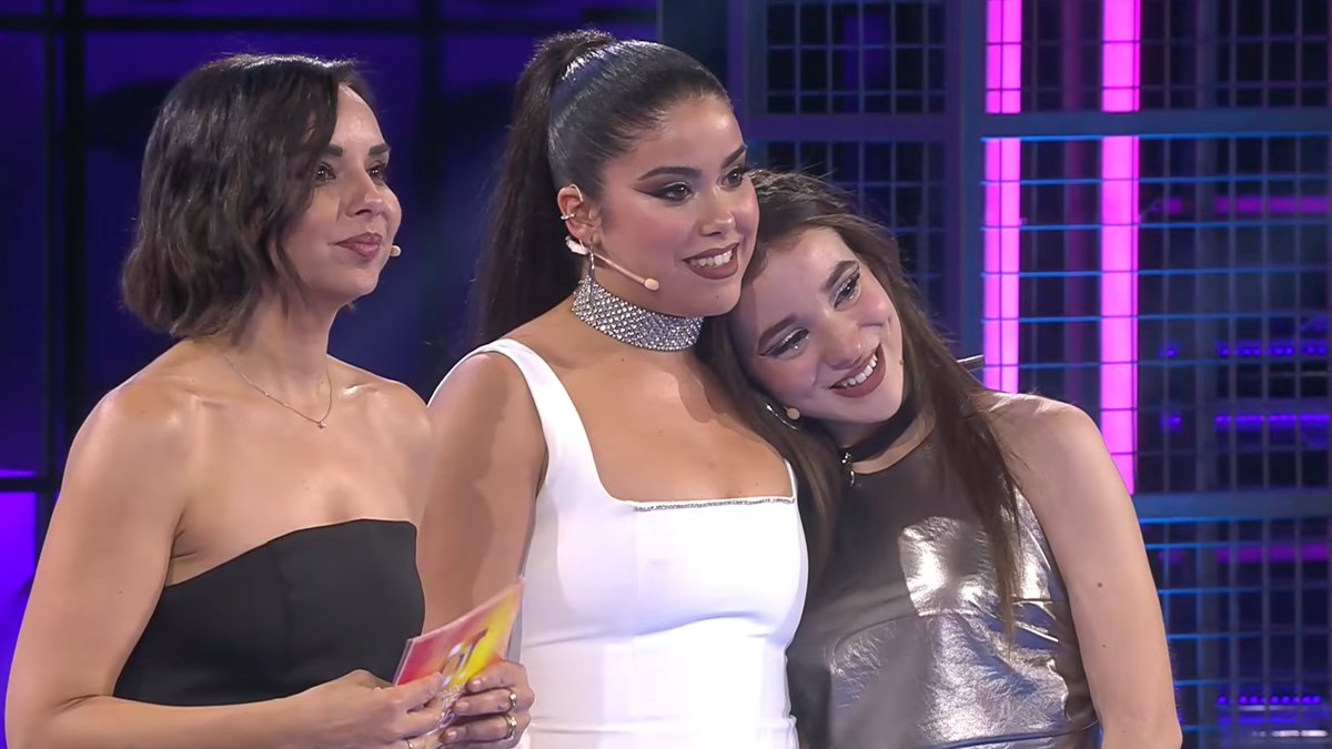 OT_Oficial's tweet image. María Cruz y Cristina son LAS NOMINADAS de la #OTGala7 🥺 MUCHO ÁNIMO 💙

YA podéis votar a quién SALVAR desde la APP oficial de Operación Triunfo 📱 👉🏻 bit.ly/OT2025Gala7