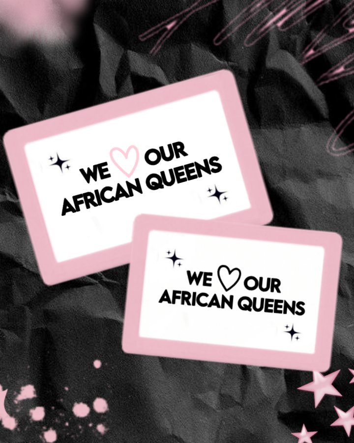 Malaïkas, Honeys e Uniters, como prometido, trouxemos uma nova plaquinha para vocês usarem! Desta vez, nos juntamos à HQ Mélanie Thomas para elaborar uma mensagem em homenagem às nossas duas rainhas africanas. +