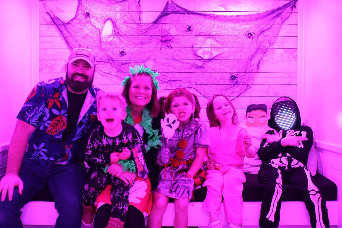 Our ECC Trunk or Treat last week was a smashing success! 🎃 We had some amazing themes, from Jurassic Park to Frozen, Harry Potter, and even Crazy Cat Ladies!

We appreciate everyone who participated and helped make the evening such a memorable one!