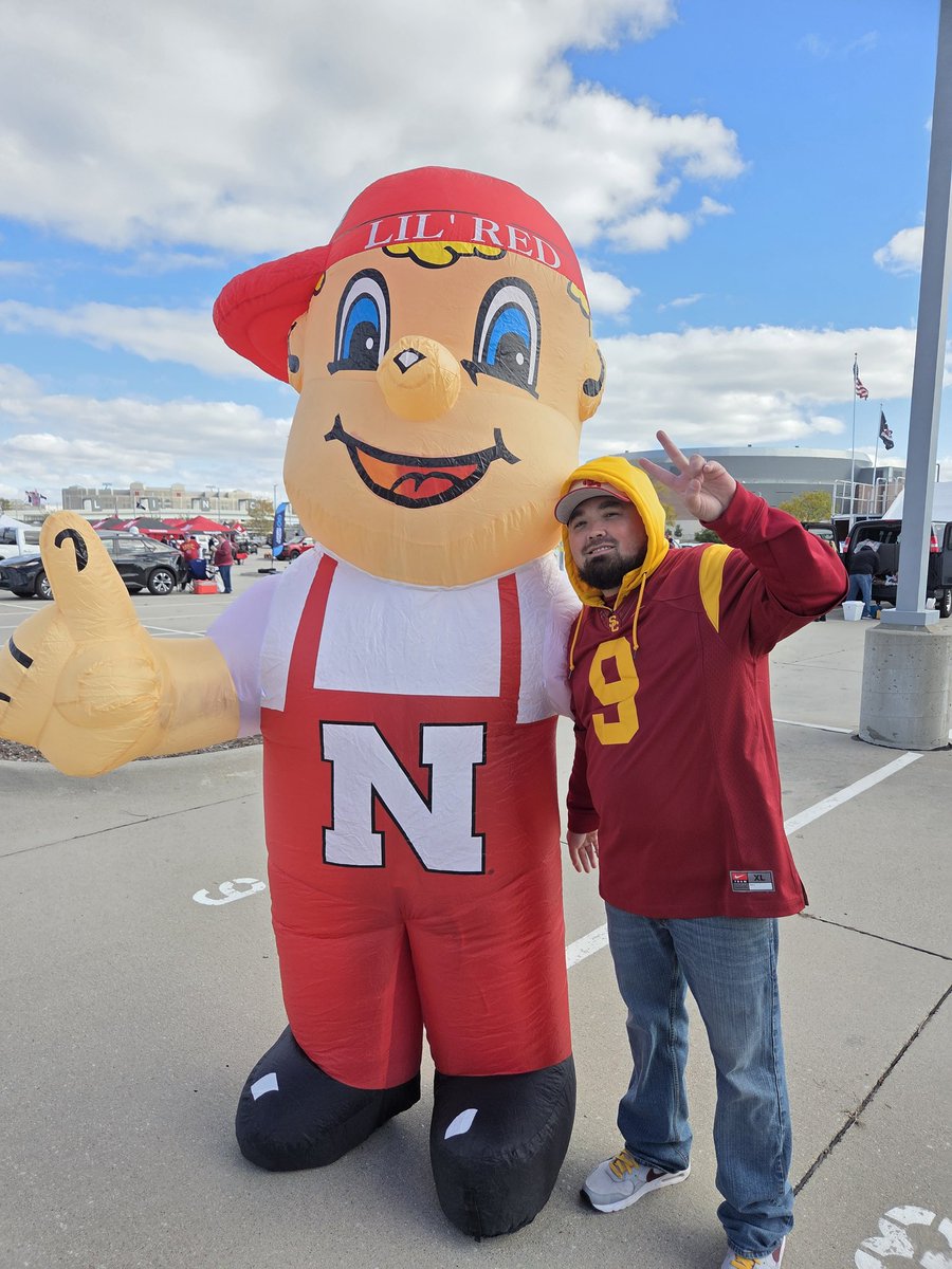 Crazy weekend but we got the W! ✌️