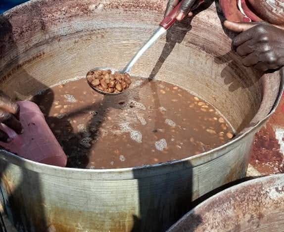 ThomaSerenaBH's tweet image. Thanks to you all, we were able to send to the families again this month and to the kitchen as well.
Below you'll find the receipts and pictures from the kitchen.
You'll also find the link to donate in the comments.
#KeepEyesOnSudan
#SaveAlFashir
#Sudan
#AlFashir 
👇👇👇