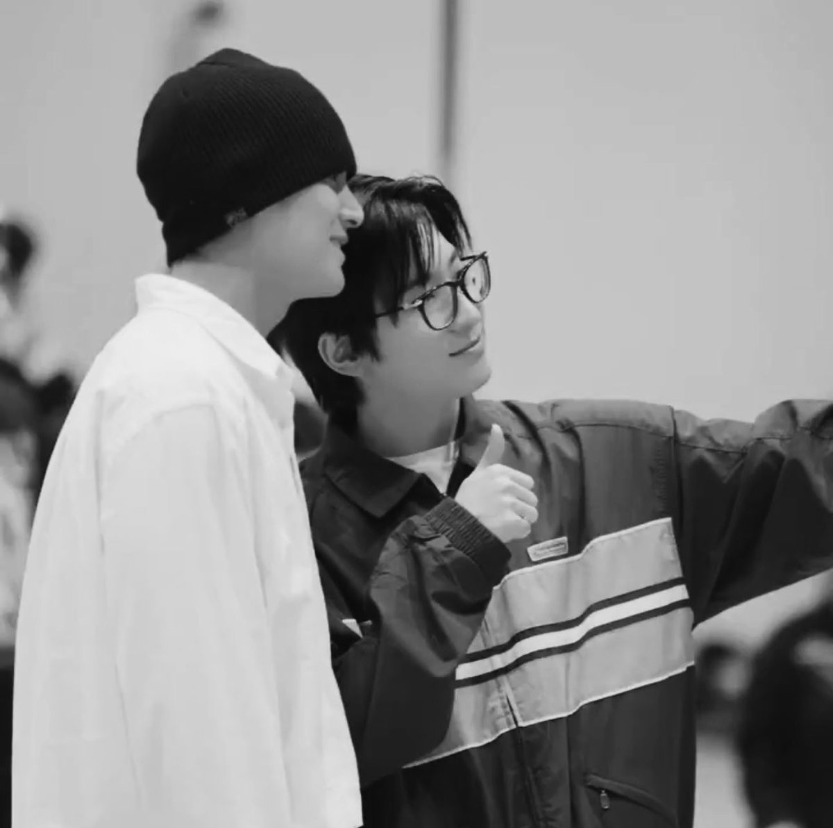 kloe • 클로이 tweet media