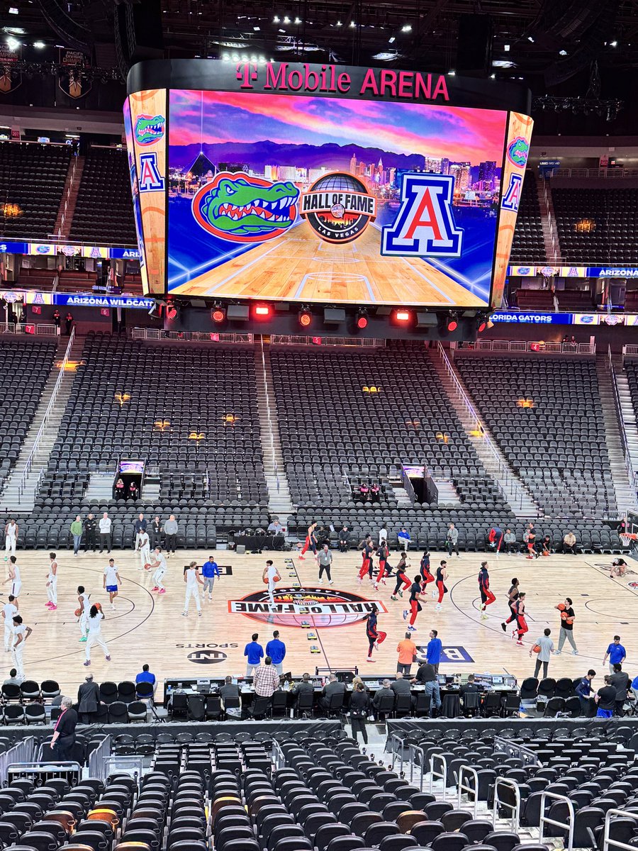 Ryan Hansen 🦏 tweet media