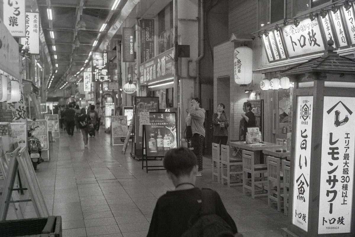 alibi5753's tweet image. #rollei35 でレモンサワー

この上にはあの店が！！
と思ったけどそれは新宿店

#ローライ35 + #apx400
#自家現像