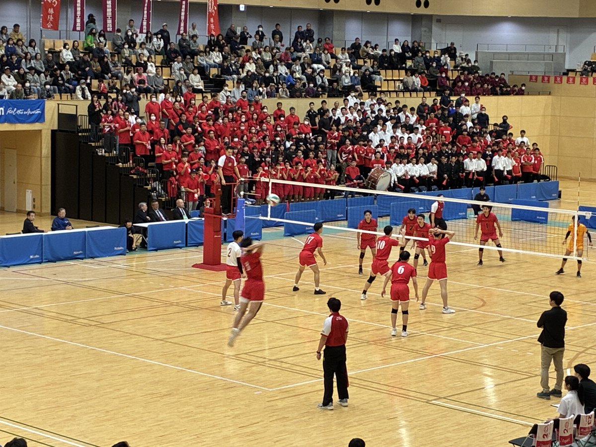 11月3日(月・祝)に行われた春高バレー茨城県予選において，本校男子