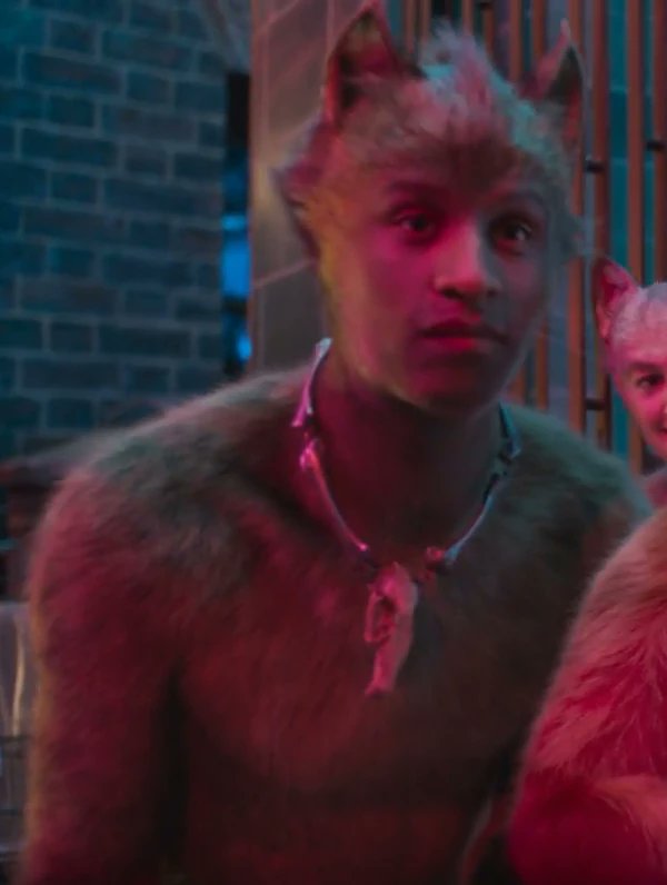 _dereondiva's tweet image. lmao watching Cats ?? idk why but NOBODY TOLD ME LES TWINS ARE IN THIS 😭😭