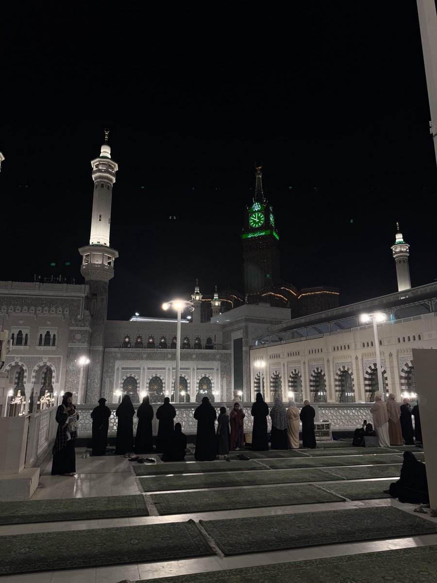 Arvbne's tweet image. Qu’Allah nous invite 🥺🤲🏻