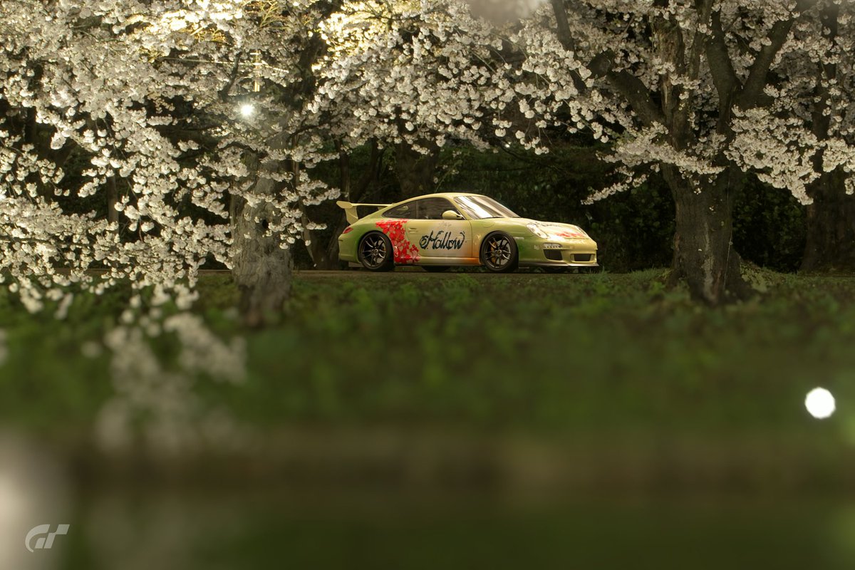 DriftQueen7's tweet photo. Hollow is such a beautiful song that I decided to design a livery. 
🚘 Porsche 911 GT3
🎮 Gran Turismo 7 https://t.co/IraktO7CQp