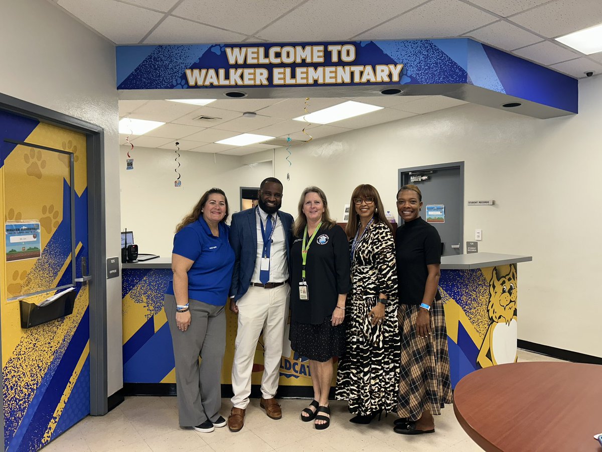 Debra Hixon tweet media