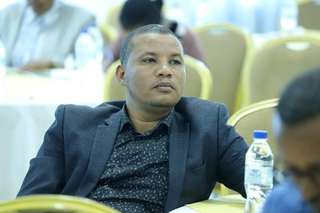 ዮሐንስ ተሰማ አዲስ የሽብርተኝነት ክስ ተመሰረተባቸው
 
የክልሉ ዓቃቤ ሕግ በዮሐንስ ላይ ያቀረባቸው ኹለቱ ክሶች ከሽብር ጋር የተያያዙ ሲሆኑ፣ አንዱ ክስ ደሞ በመተከል ላይ ከሚነሳው የይገባኛል ጥያቄ ጋር የተያያዘ “የክልሉን የግዛት አንድነት