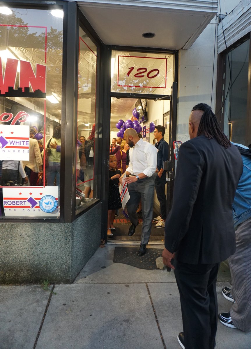 RobertWhite_DC's tweet photo. From the barbershop to the ballot box 🗳️ #JoinRobertWhite https://t.co/6FQKoxxmOn