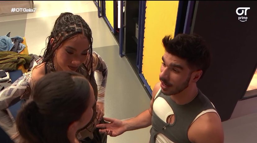por más que os duela guillo y teyou no van a ser las horribles personas que queréis que sean, llevan animando a claudia desde que han vuelto, son de las mejores personas ahí dentro  #OTGala7 #OTDirecto4N
