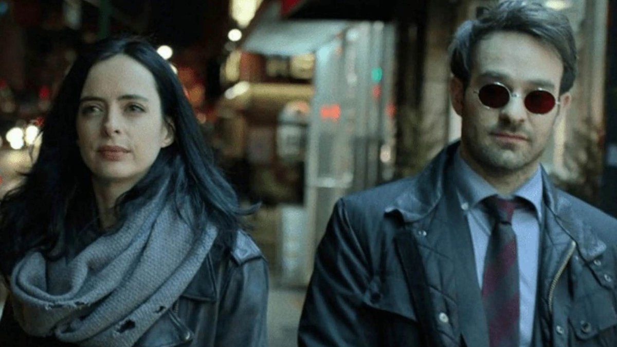 screenrant's tweet image. ICYMI: Krysten Ritter said “I’m the number 1 fan of the Charlie Cox club” at #NYCC. 

Charlie Cox jokingly responded, “Whereas I find Krysten quite difficult."

Are you excited for their dynamic in #Daredevil: Born Again season 2? 🤩