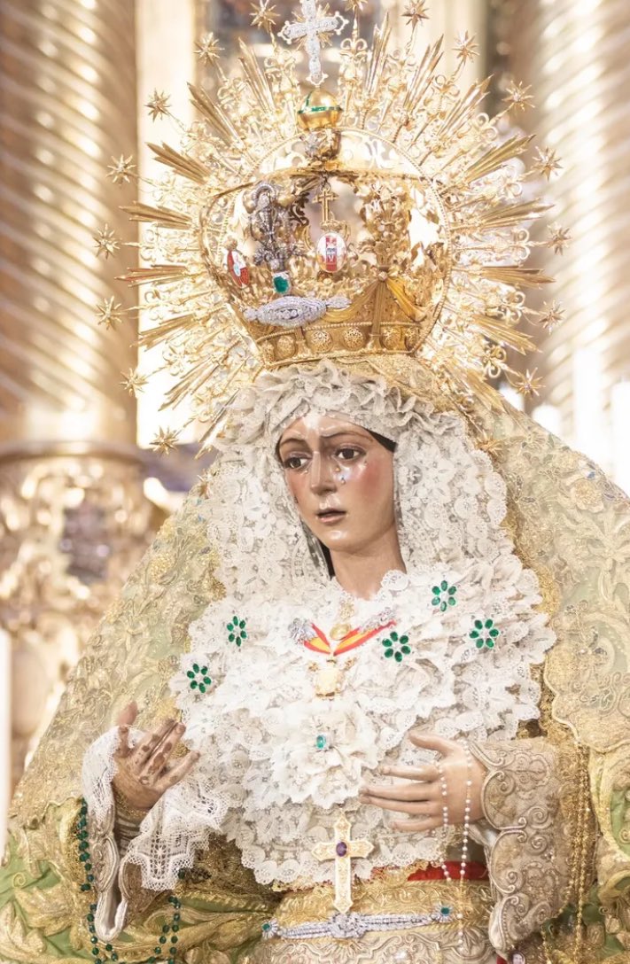 Esperanza; es el motor que nos da fuerzas y optimismo para luchar cada día, es el estímulo que nos hace luchar por conseguir cualquier tipo de objetivo en nuestras vidas.