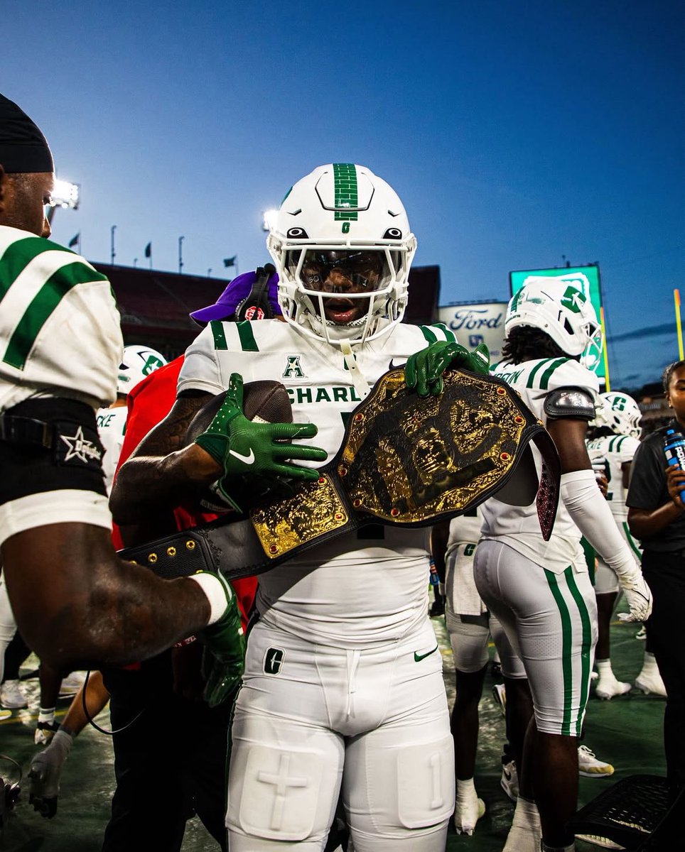 #AGTG BLESSED TO RECEIVE A OFFER FROM UNIVERSITY OF CHARLOTTE ……..49ers!!!!

<a href="/coachclack23/">Adam Clack</a> <a href="/COACH_GOODWELL/">Tim Goodwell</a> <a href="/MrHorne20/">Jason Horne</a> <a href="/ParkviewFB/">Parkview Football</a> <a href="/RecruitPViewFB/">Parkview Football Recruiting</a> <a href="/CharlotteFTBL/">Charlotte Football</a> <a href="/Coach_TBell/">Tre' Bell</a> <a href="/RecruitGeorgia/">Recruit Georgia</a> <a href="/PrepRedzoneGA/">Prep Redzone Georgia</a> <a href="/coachdot3rd/">Coach.3rd</a> <a href="/pauloturner80/">Paul Turner</a>