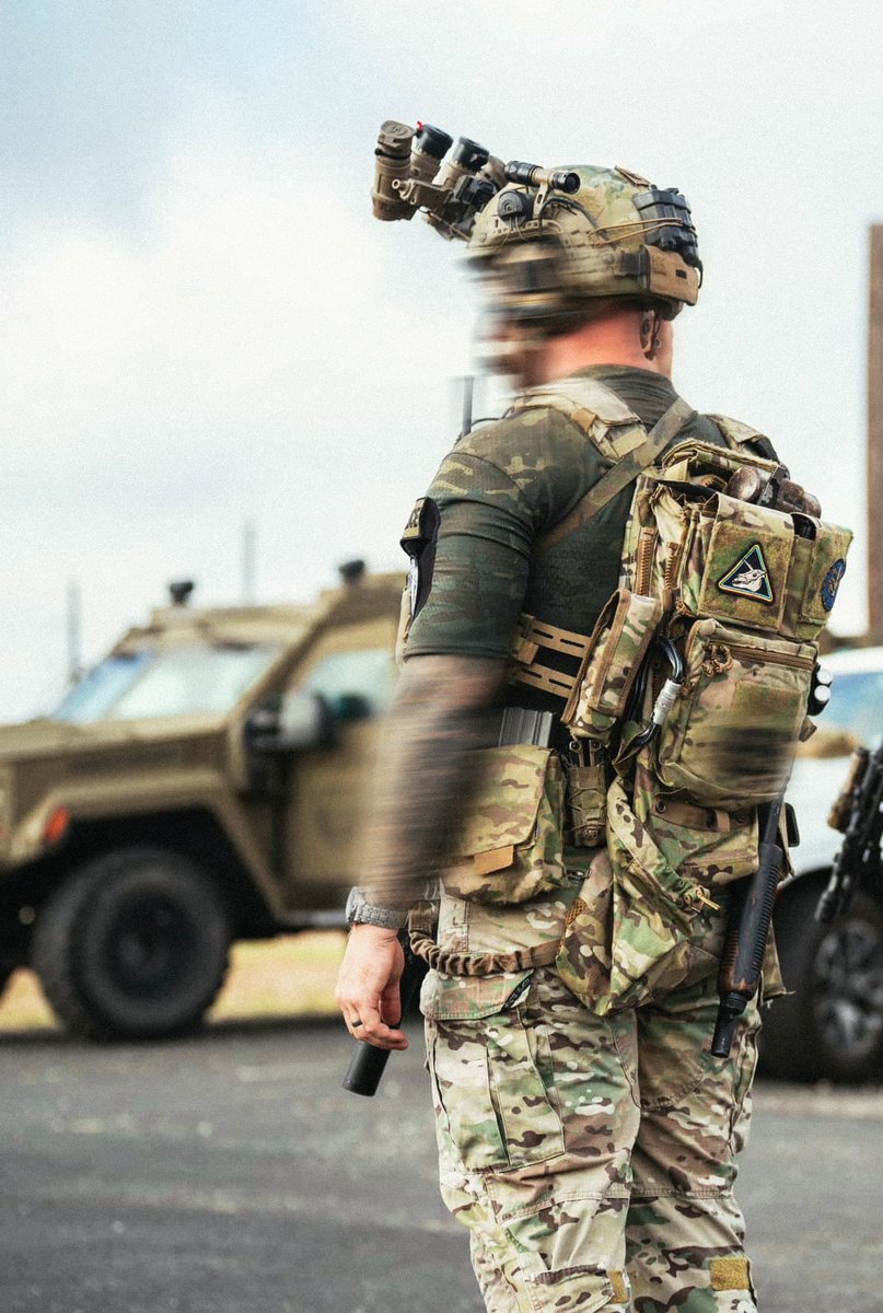 勝手ではございますが11月5,6日は臨時休業いたします。
11月4日17時までのご注文は4日発送、4日17時以降のご注文は7日の発送になります。
また4日17時から6日までのお問い合わせの返答は7日以降になります。
何卒ご了承ください。