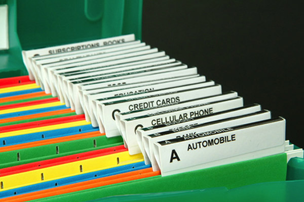 HerMoneyBooks's tweet image. Store financial records, IDs, insurance, and estate papers securely—consider digital backups.  #Organization