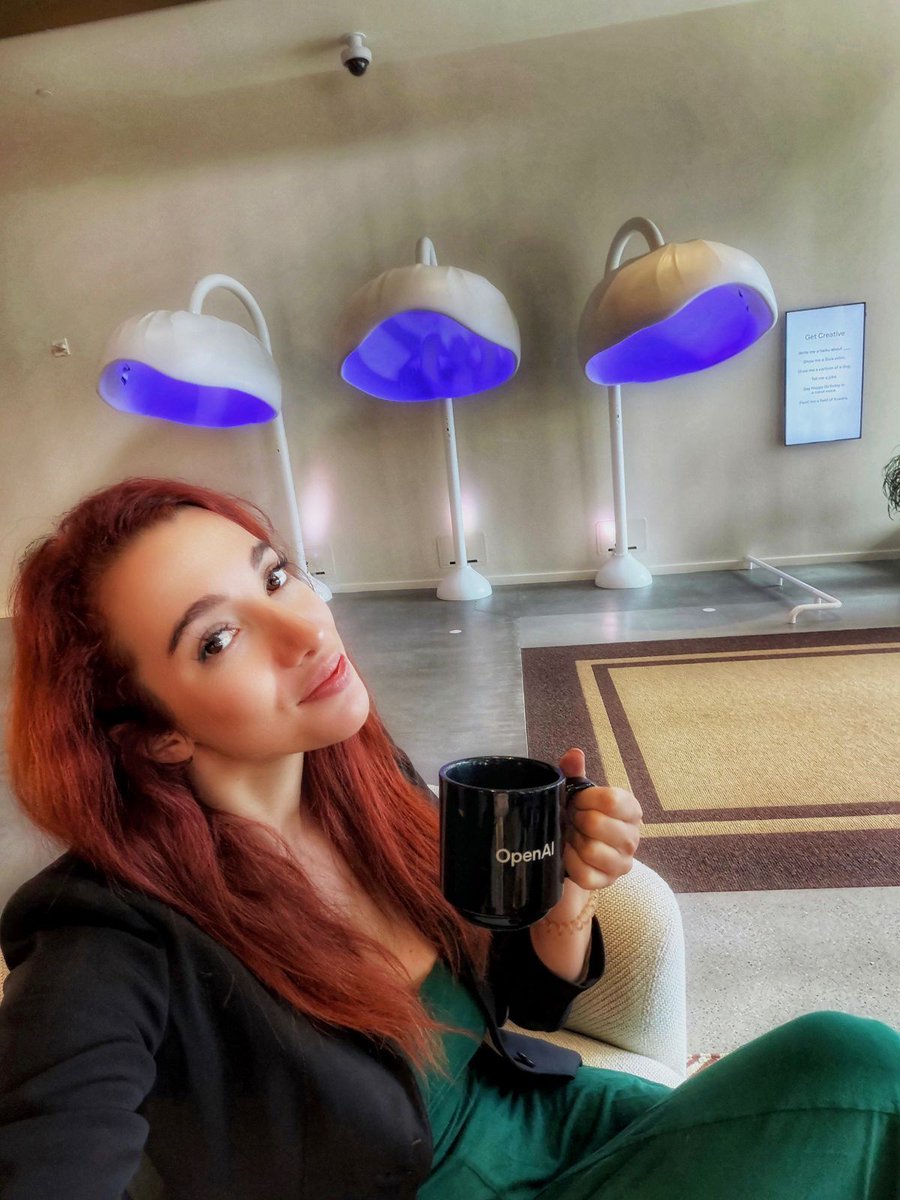 tech__unicorn's tweet image. OpenAI just crossed $1 TRILLION in AI infrastructure commitments 😱 Today they announced a deal with AWS… 

$38B with AWS 💻
$300B with Oracle ☁️
$500B with SoftBank ⚙️
+ billions from NVIDIA &amp;amp; AMD

We’re entering the AI industrial age.

I visited the OpenAI office twice in the…