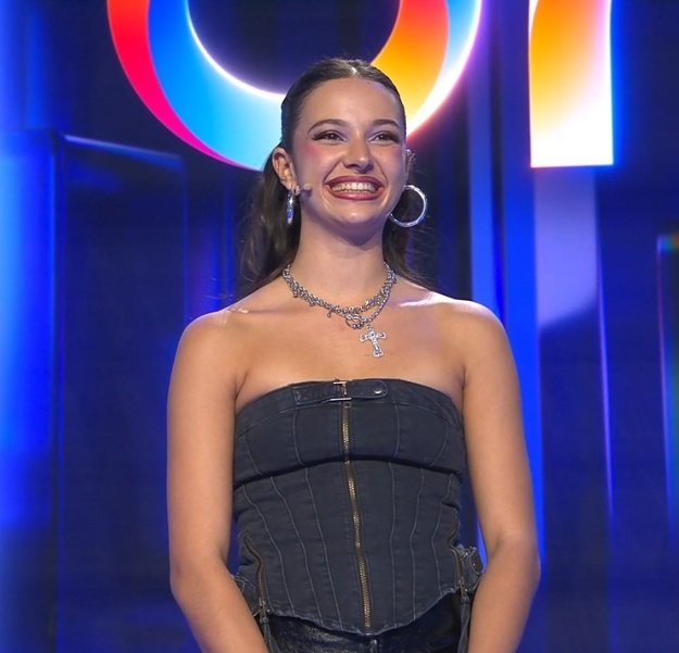 Habrá quién no esté de acuerdo, pero yo para que Claudia olvide el mal trago de esta experiencia de favorita le volvería a hacer la semana que viene

Que lo disfrute como de verdad se merece, que al final ha sido la más afectada de la gala 💔
#OTGala7 #OTDirecto4N