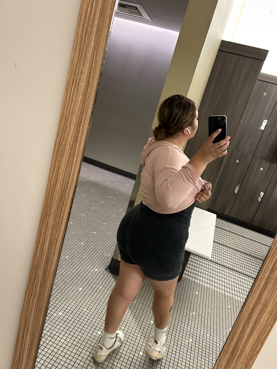 Sara☃️ tweet media