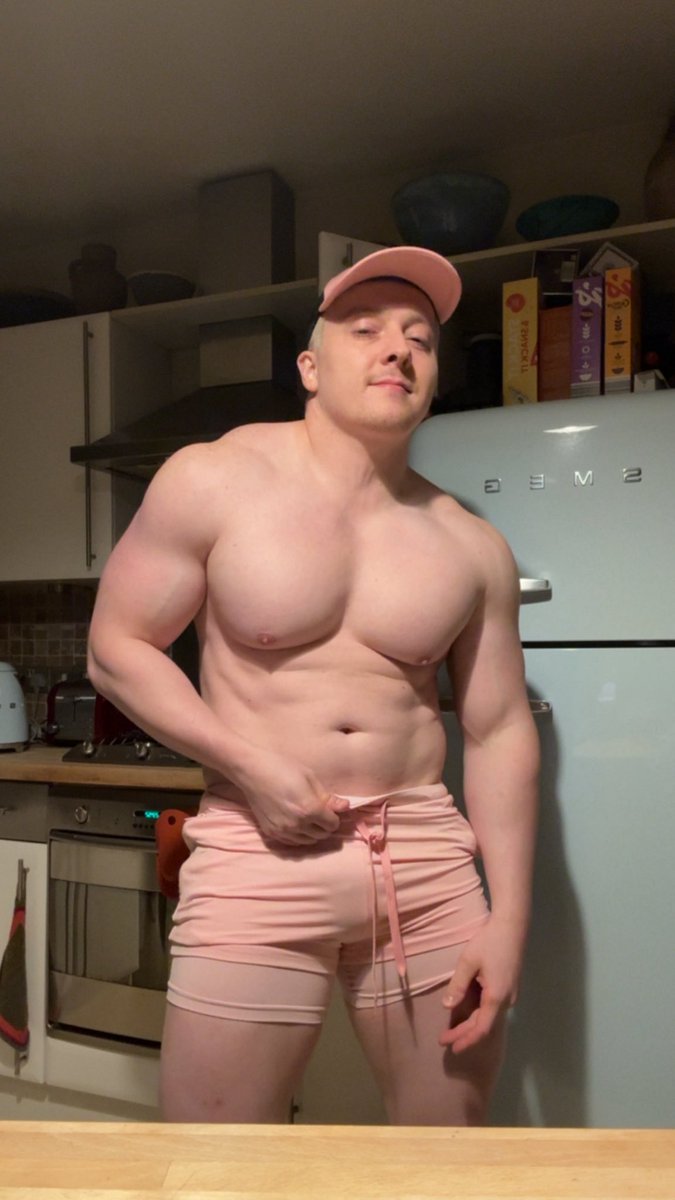 Fluffysnow tweet media