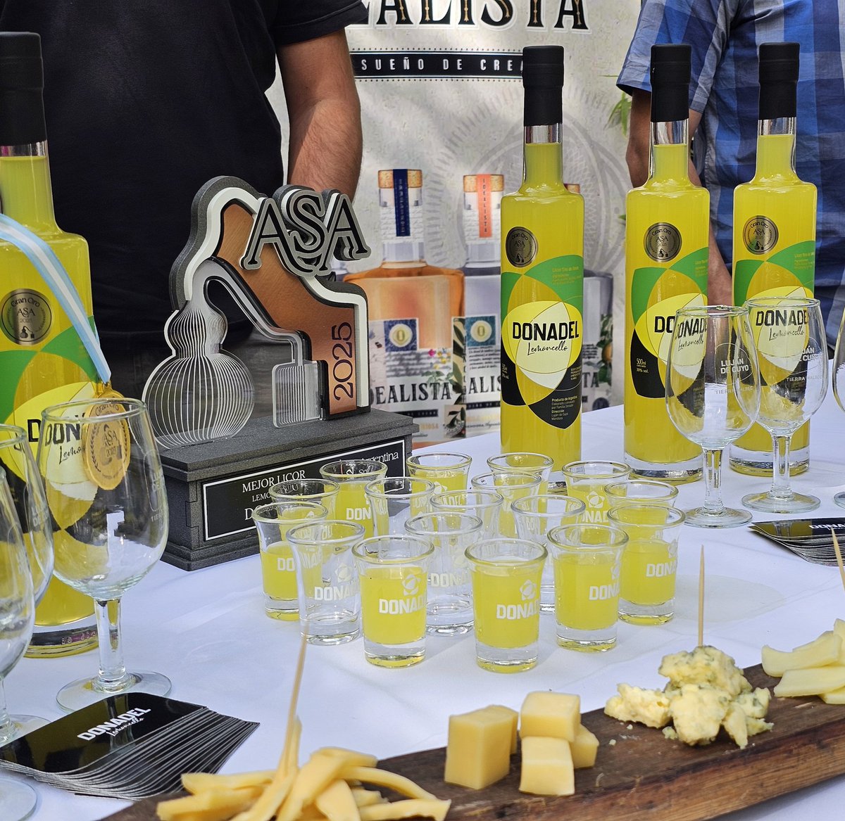 Ruta de los Destilados 🍸✨

<a href="/MuniLujanDeCuyo/">Luján de Cuyo</a> sigue creciendo y consolidándose como Capital Nacional de los destilados 🥃.

Acompañamos a nuestros emprendedores con acciones que fortalecen la producción local, el turismo y el trabajo genuino 💪.

En el marco del Workshop de la